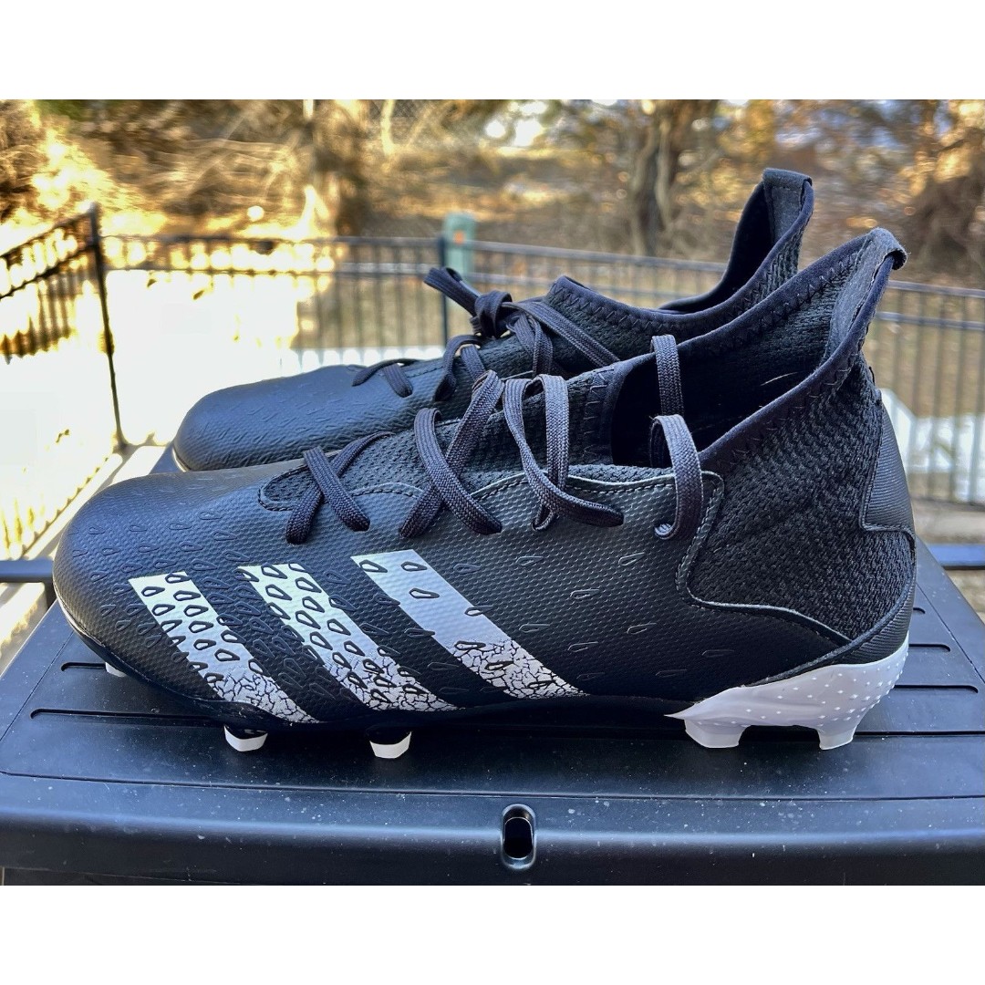 Adidas Predator ‘Demonscale’ Soccer Cleats Men’s 4.5 Black PBB698007 NWOT No Box