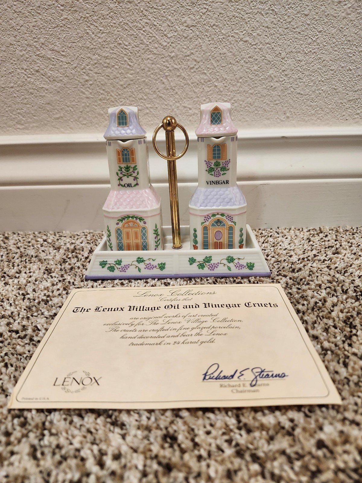 Lenox Village Oil and Vinegar Set