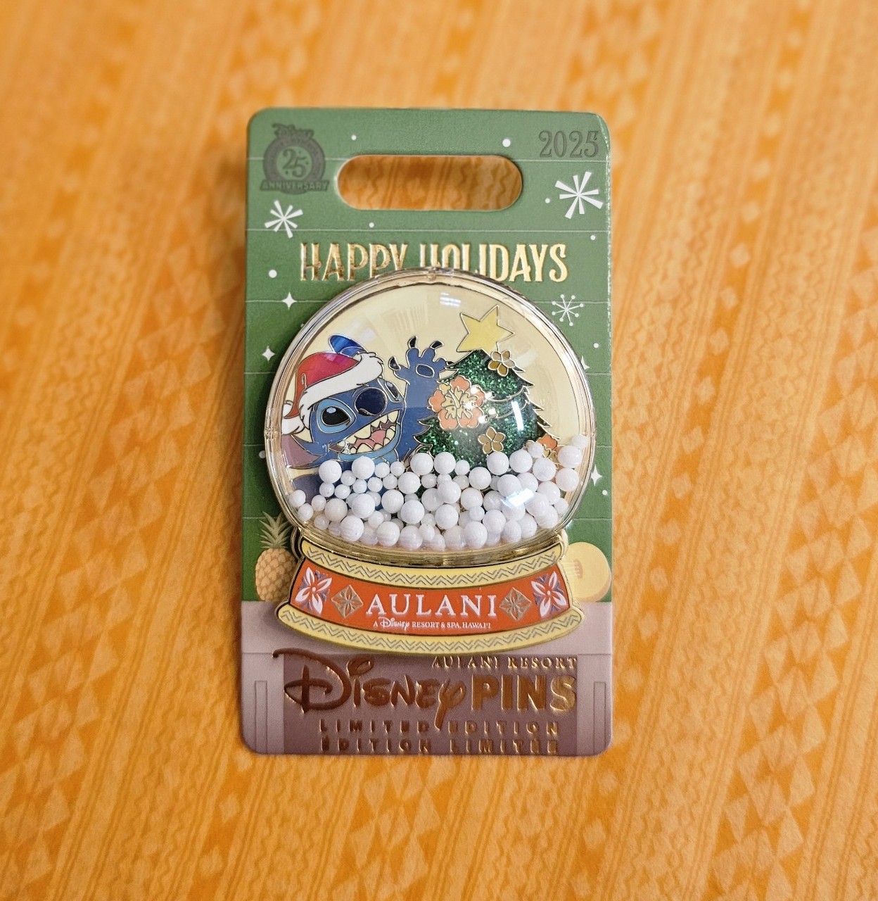 Disney Aulani 2025 LE Snow Globe Holiday Stitch Trading Pin
