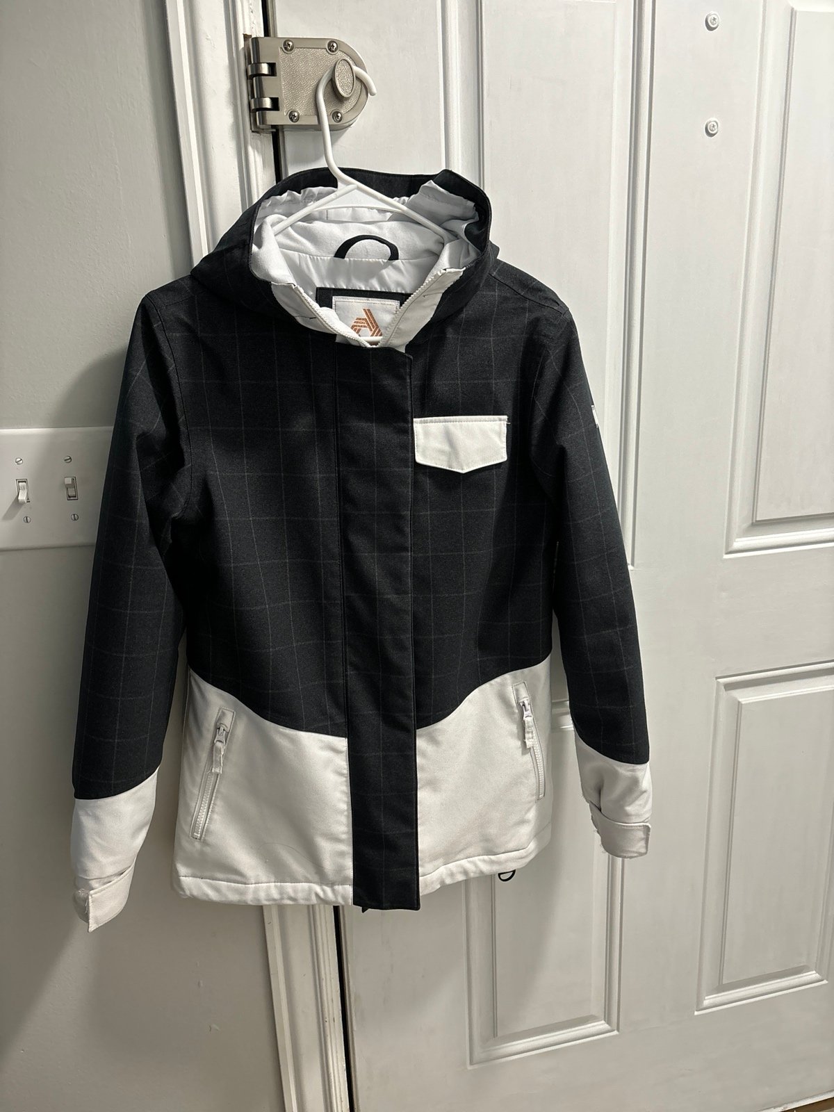 Zumiez aperture snowboard jacket