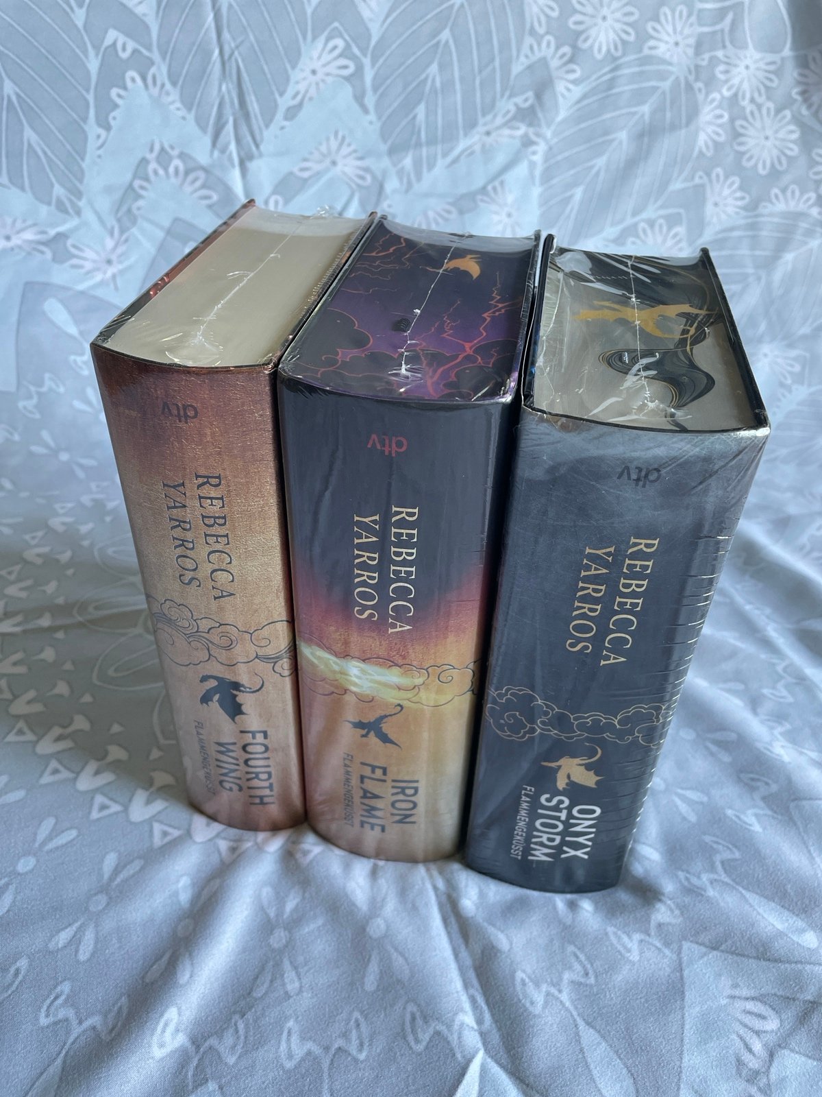 German - Fourth Wing, Iron Flame, Onyx Storm - Rebecca Yarros