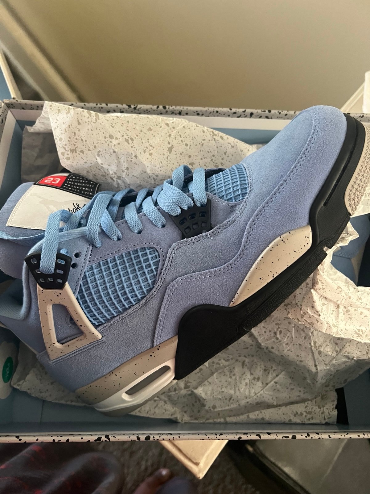 Jordan 4 university blue