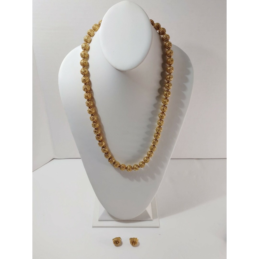 MONET GOLD TONE FILIGREE BEADED NECKLACE AND EARRING SET SIGNED Vintage