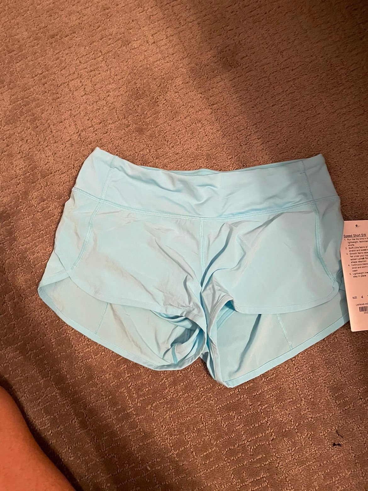 Nwt lululemon speed short sz 4 seawheeze