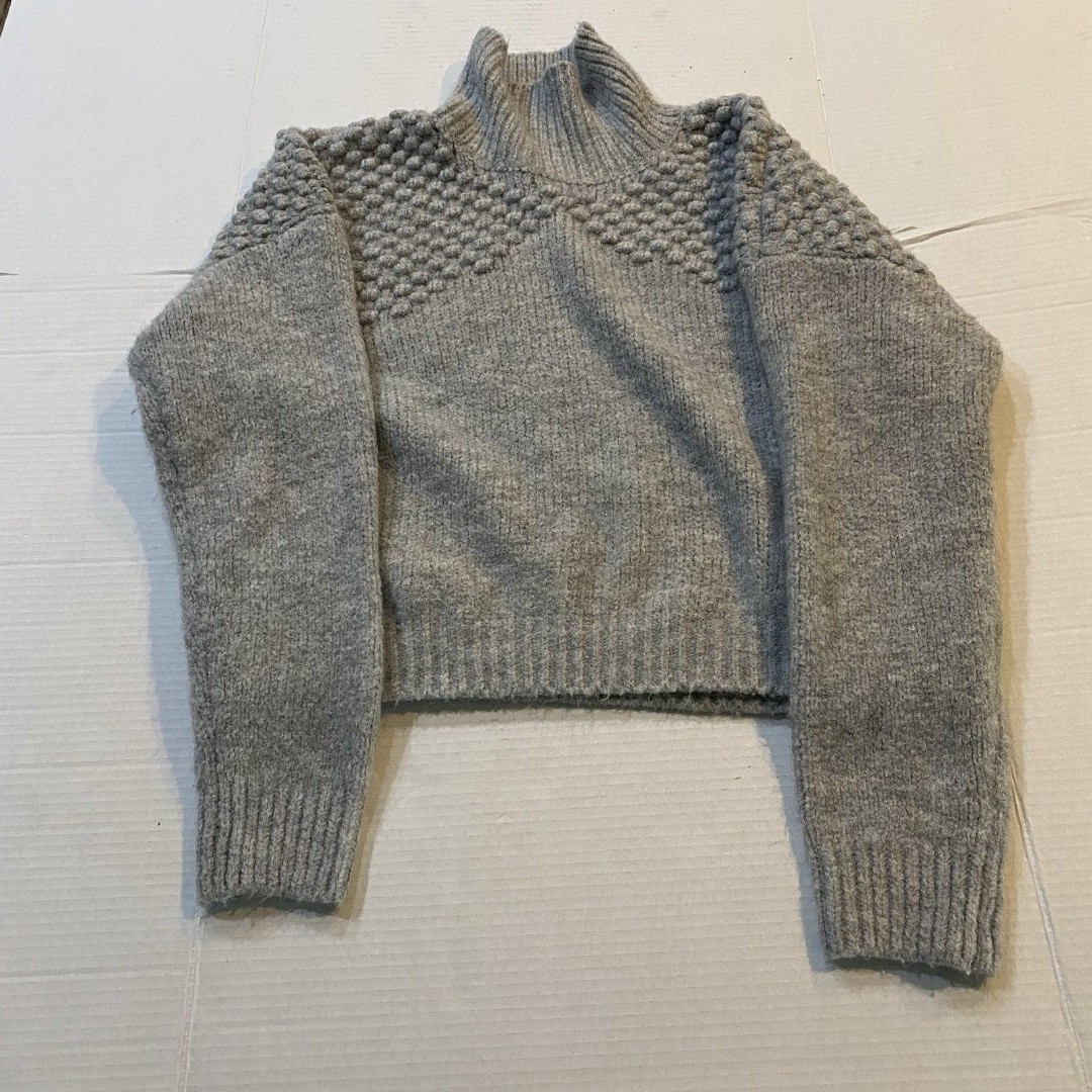 Free People Bradley Turtleneck Sweater Light Grey Size Large Bubble Cropped