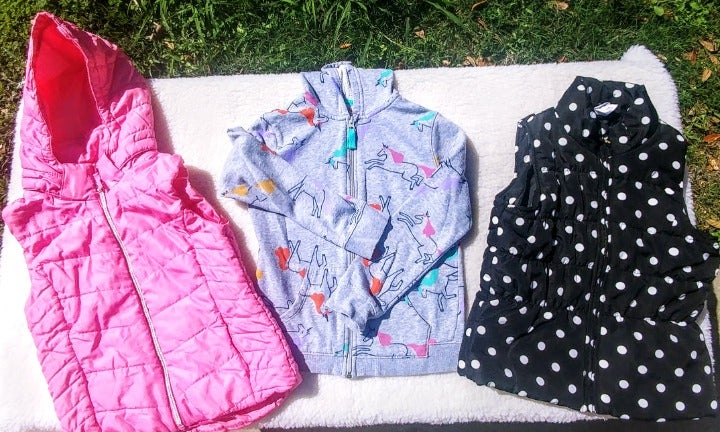 Bundle of 3 girls vests & jacket S/M