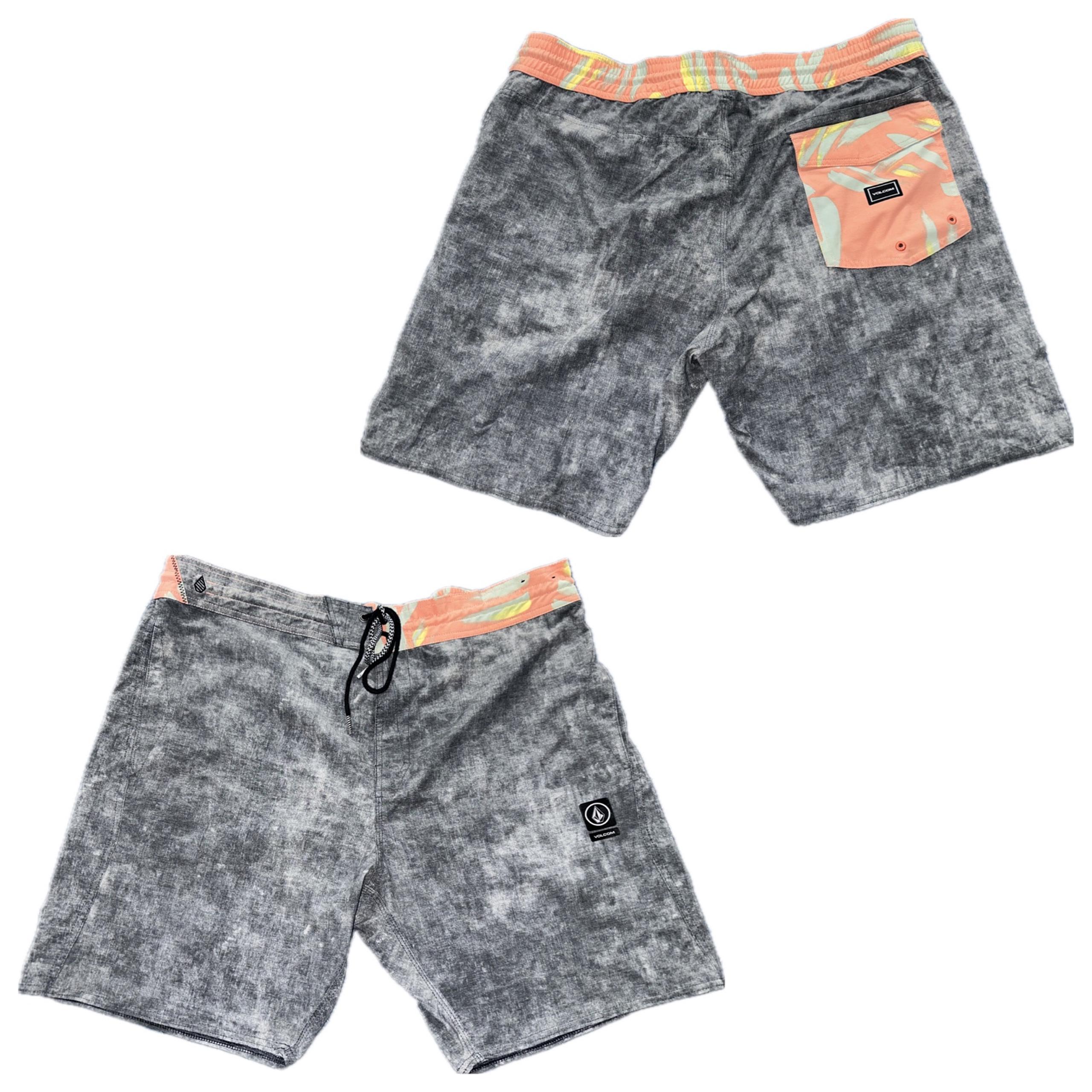 Volcom Gray Board Shorts Mens 2XL New