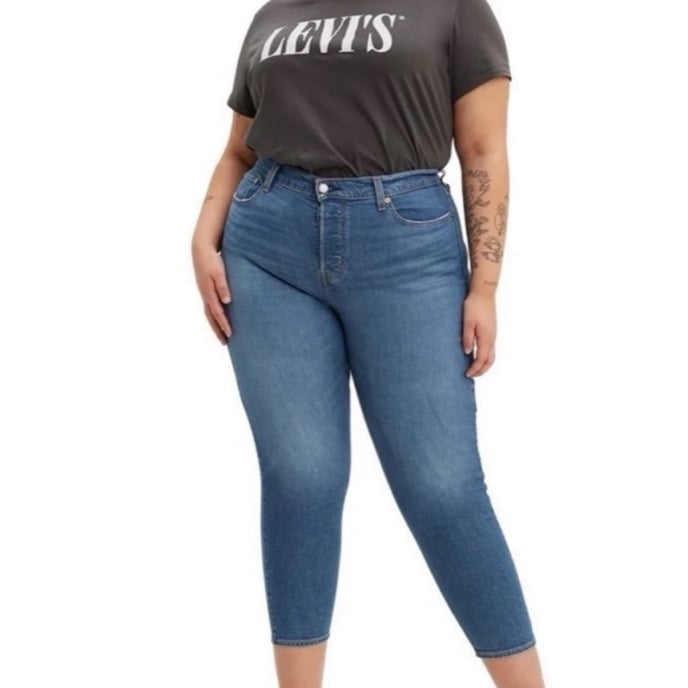 Levi's Women's high rise Jeans wedgie skinny cropped 24W