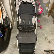 Uppababy Minu Stroller w/Snack Tray