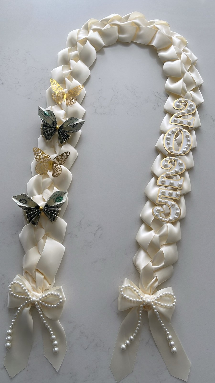 graduation lei