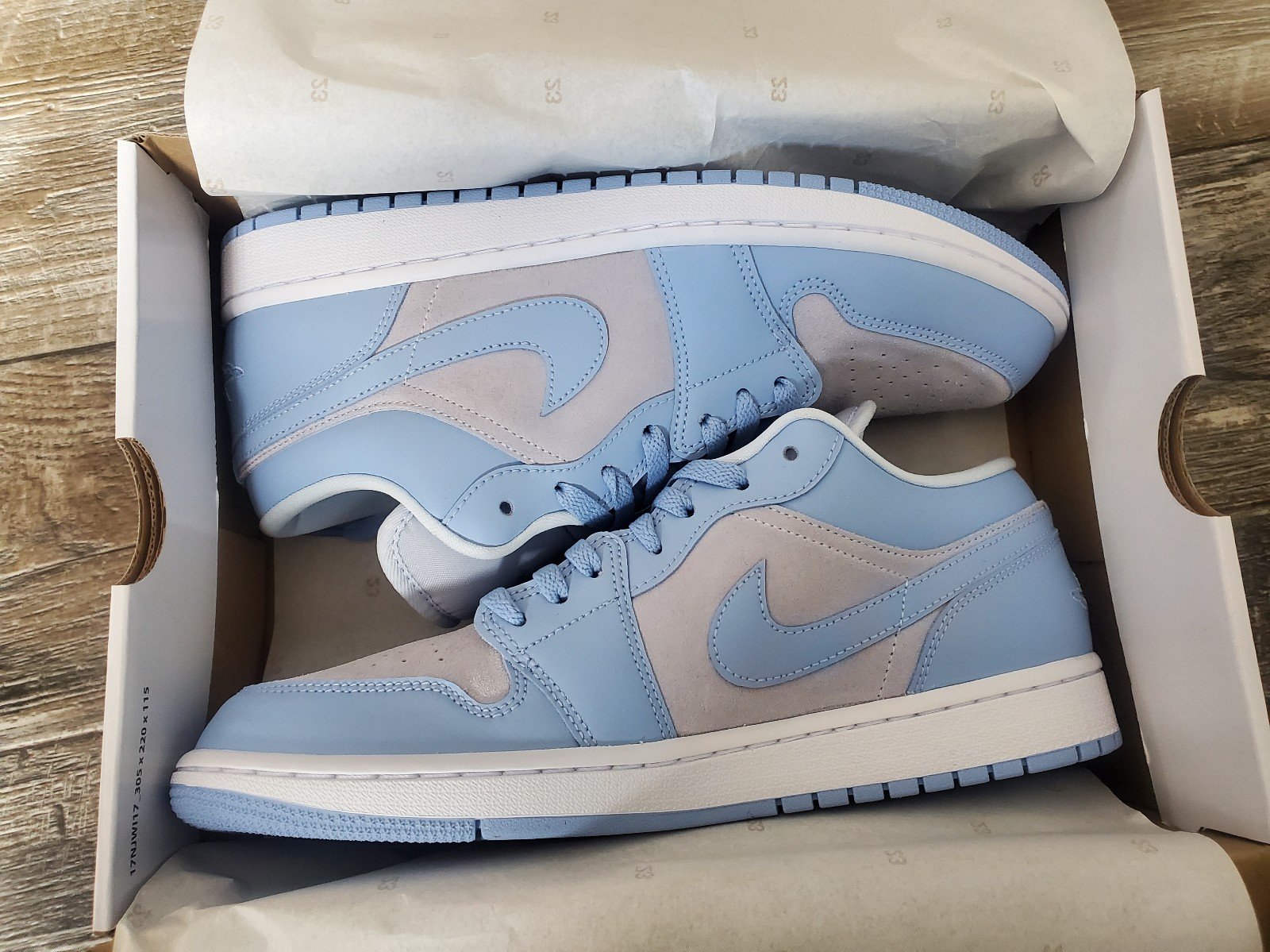 Air Jordan 1 Low Football Grey Aluminum