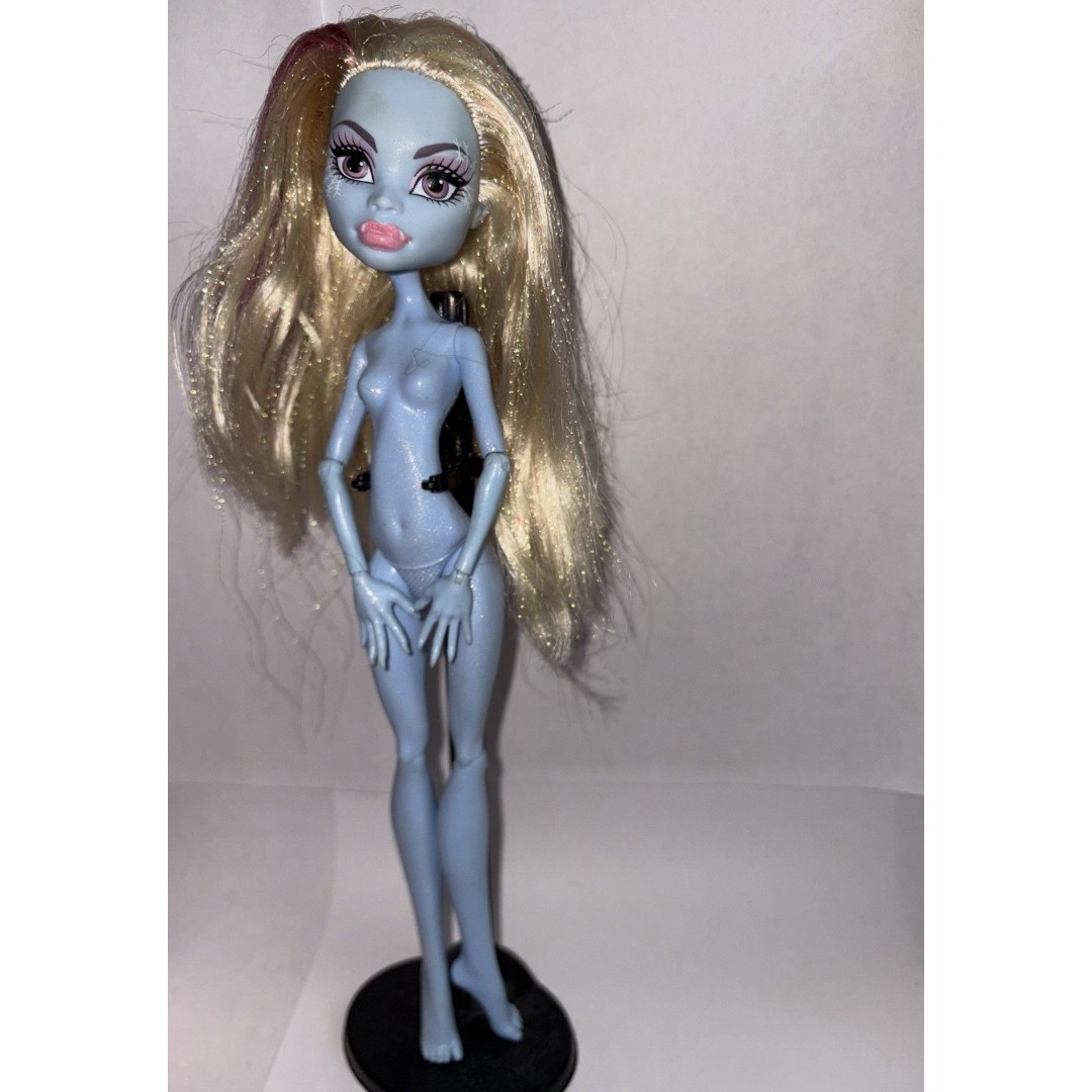 Monster High Ghouls Rule Abbey Bominable Nude Doll AS IS
