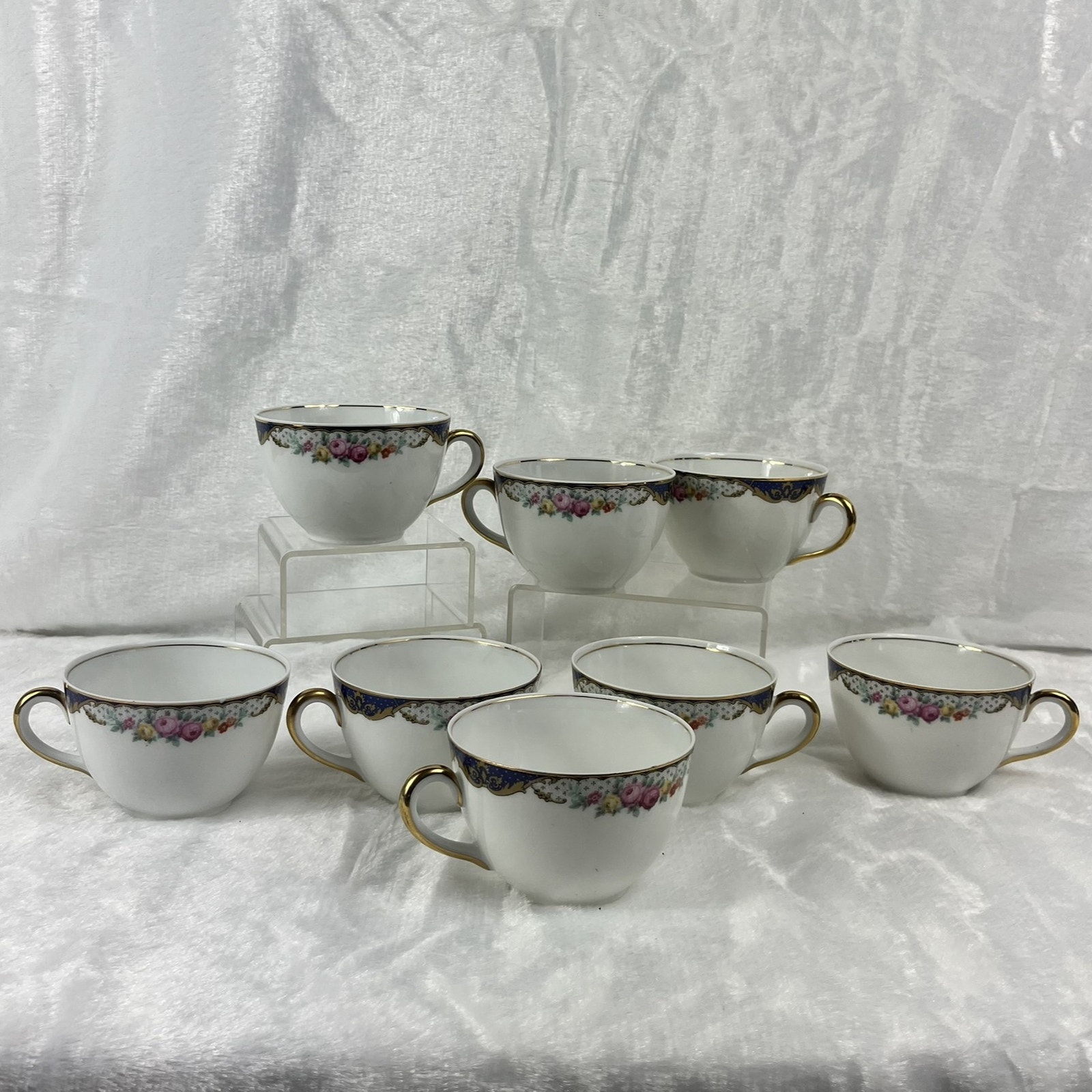 Thuny Czechoslovakia Porcelain Tea Cups Set Of 8 Floral Garland Gold Trim