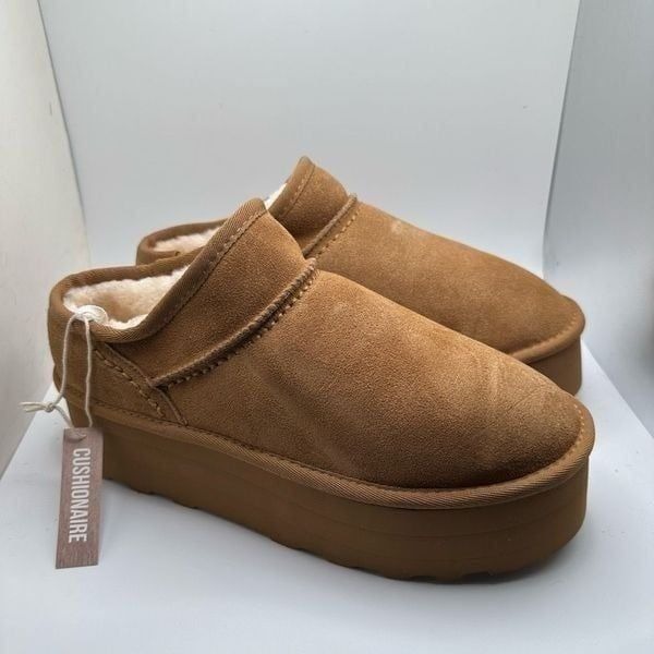 CUSHIONAIRE Women's Genuine Suede Cozy Mule Platform +Memory