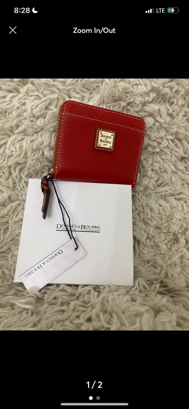 Dooney and Bourke Pebble Grain wallet
