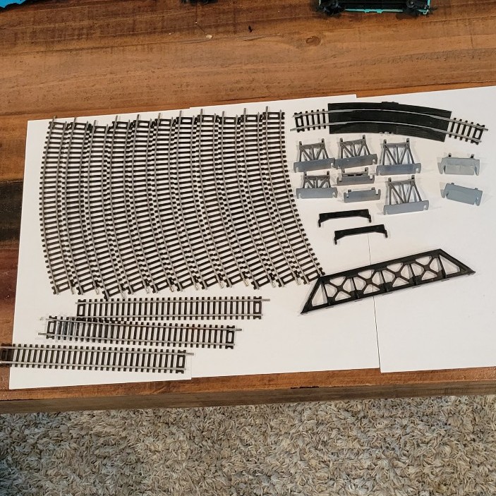 Bachmann Train Track Lot (25+ Peices!)
