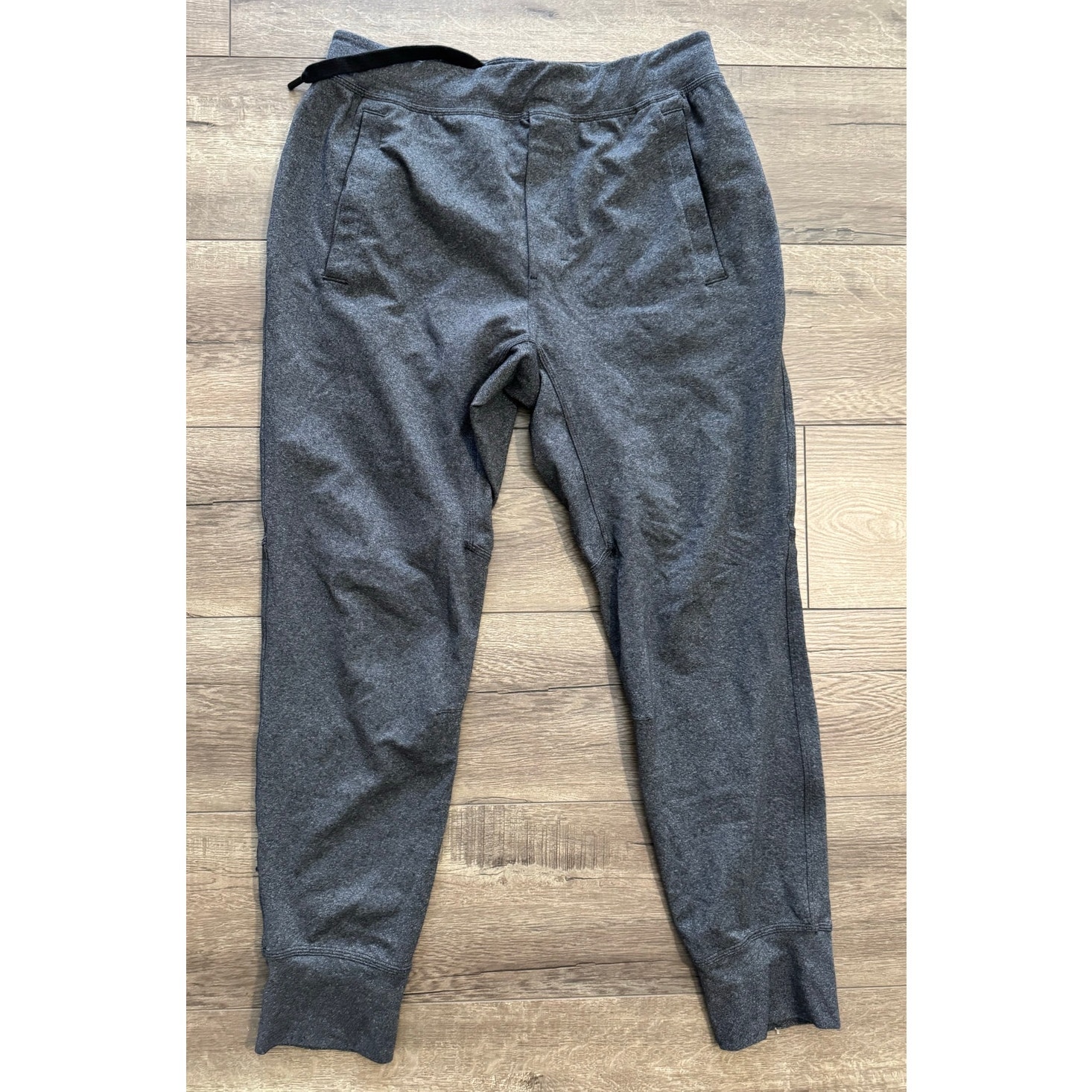 Lululemon Mens Gray Tapered Fit Joggers Size Large