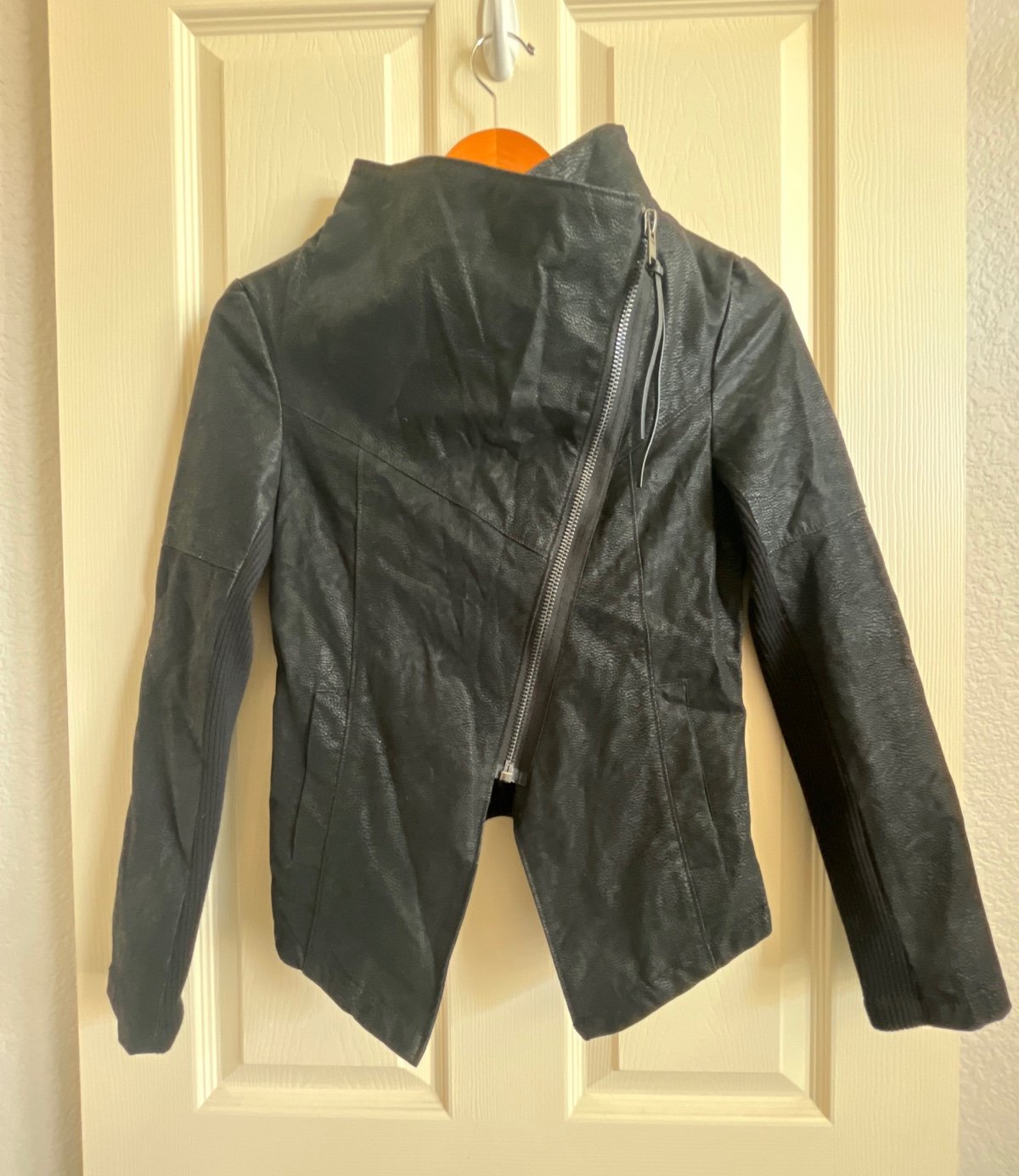 Textured zipper jacket