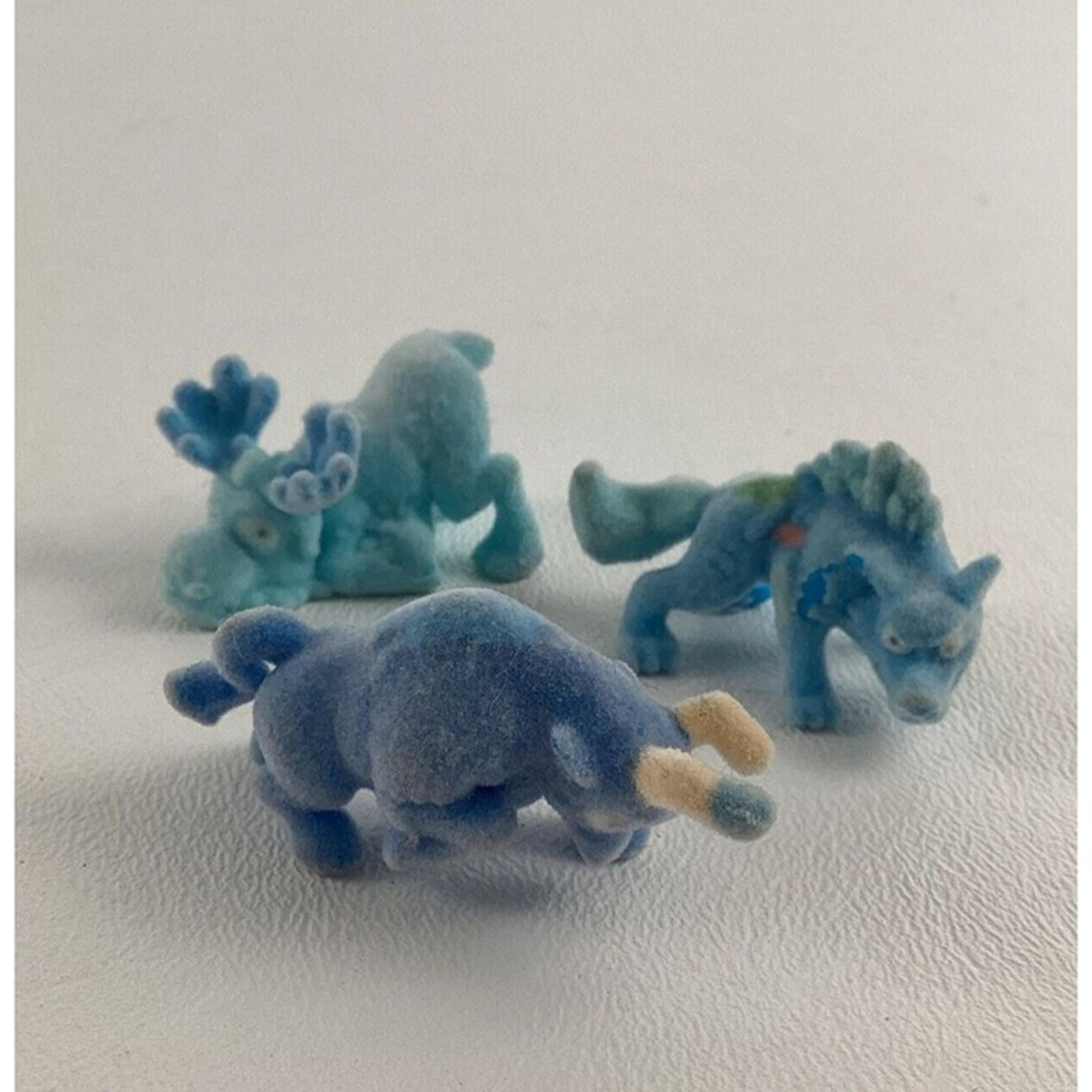 Zuru Smashers Dino Ice Age Surprise Mini Flocked Action Figures Bull Moose 1