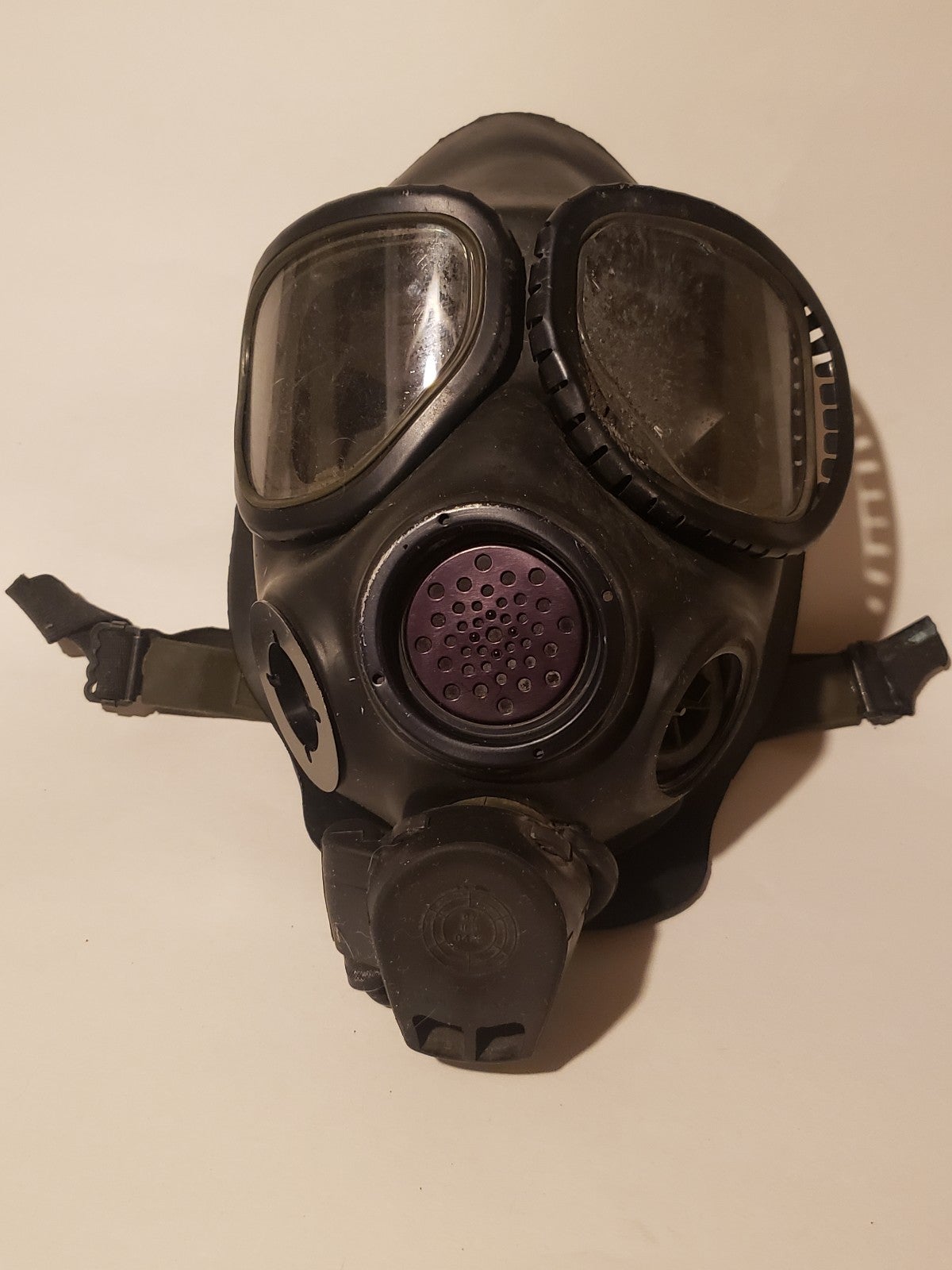 Protective mask / PROP