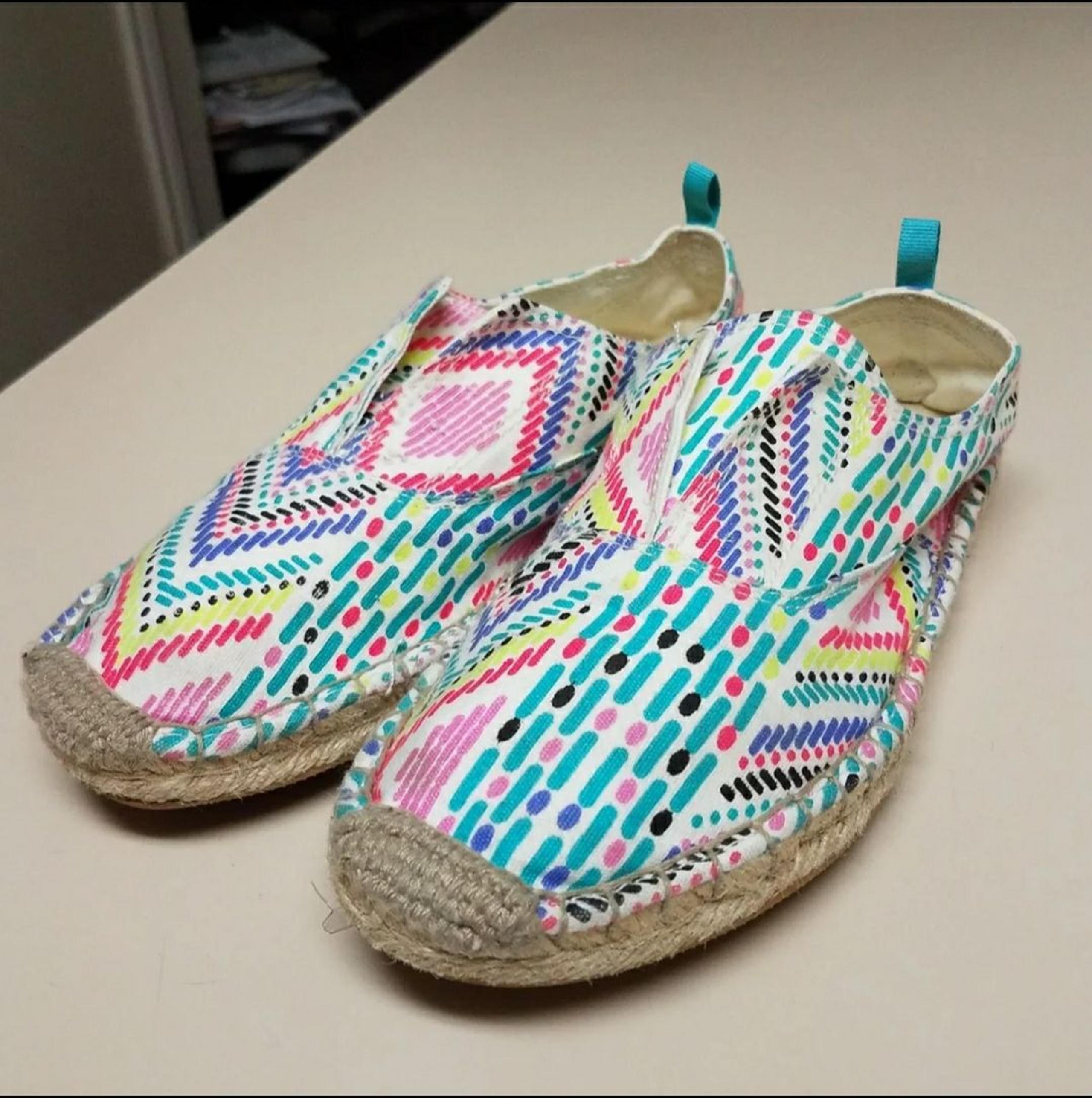 Women's American Eagle Loafers Size 6