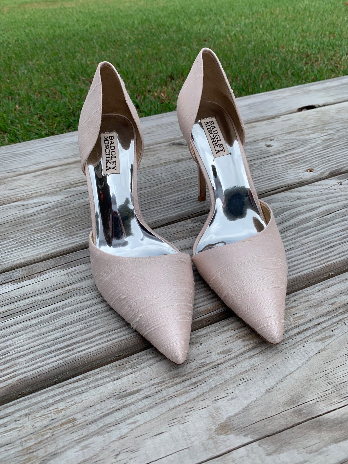Badgley Mischka Lola pumps