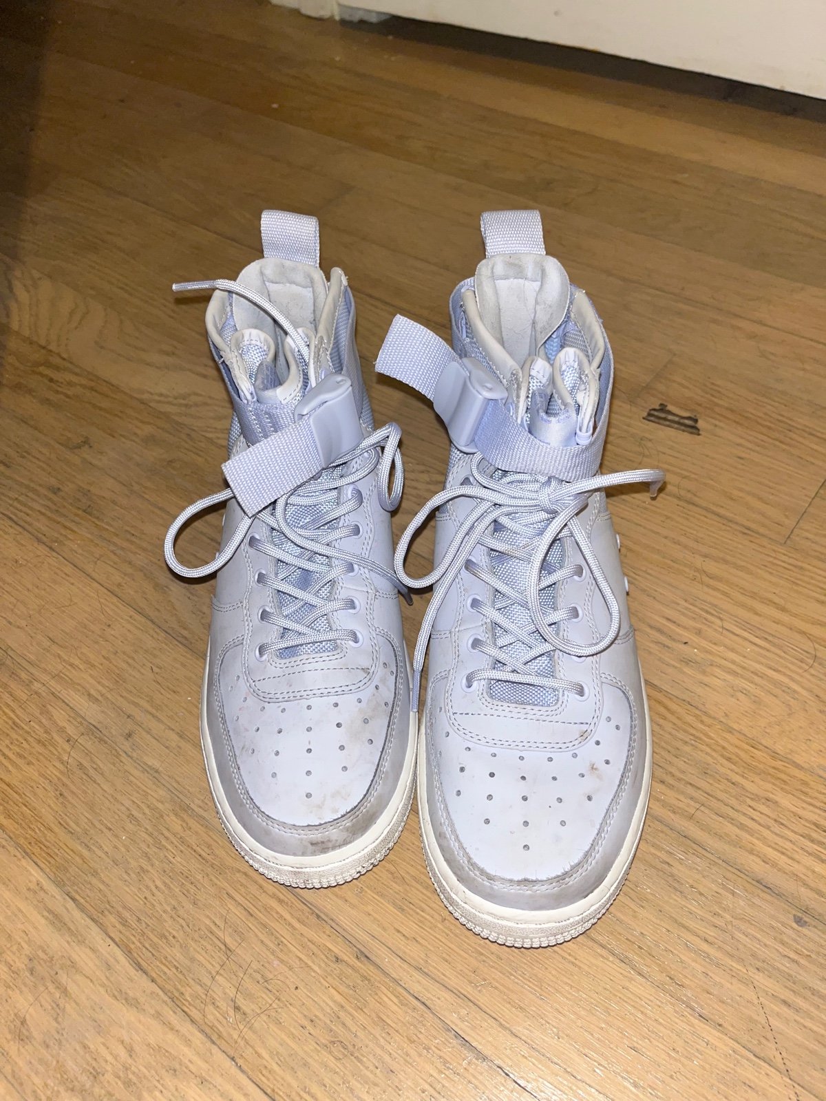 Nike high top air force 1