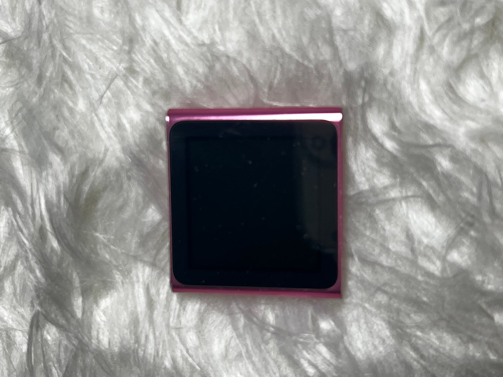 Apple iPod Nano 6th Generation 8GB PINK