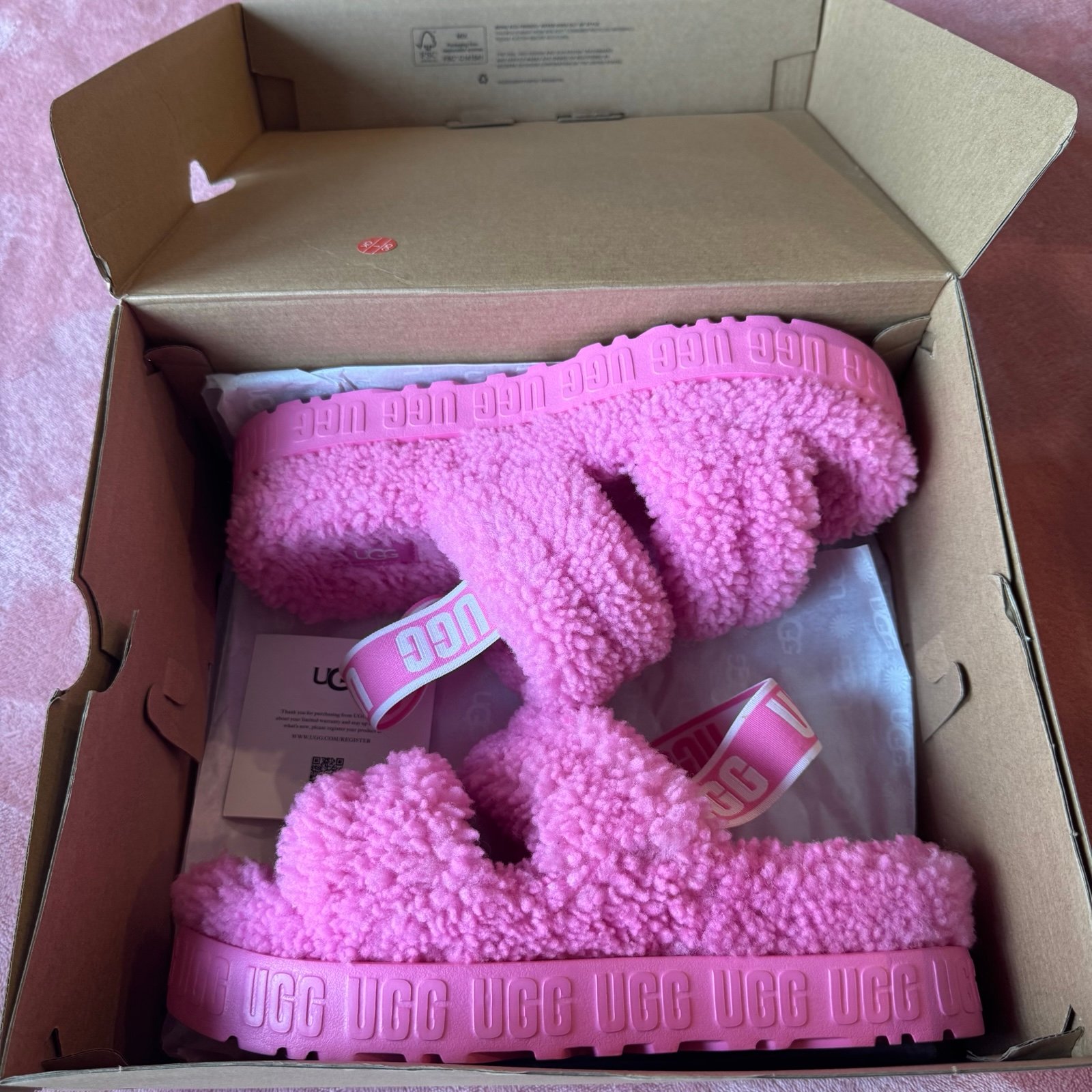 UGG Women’s Oh Fluffita Slide