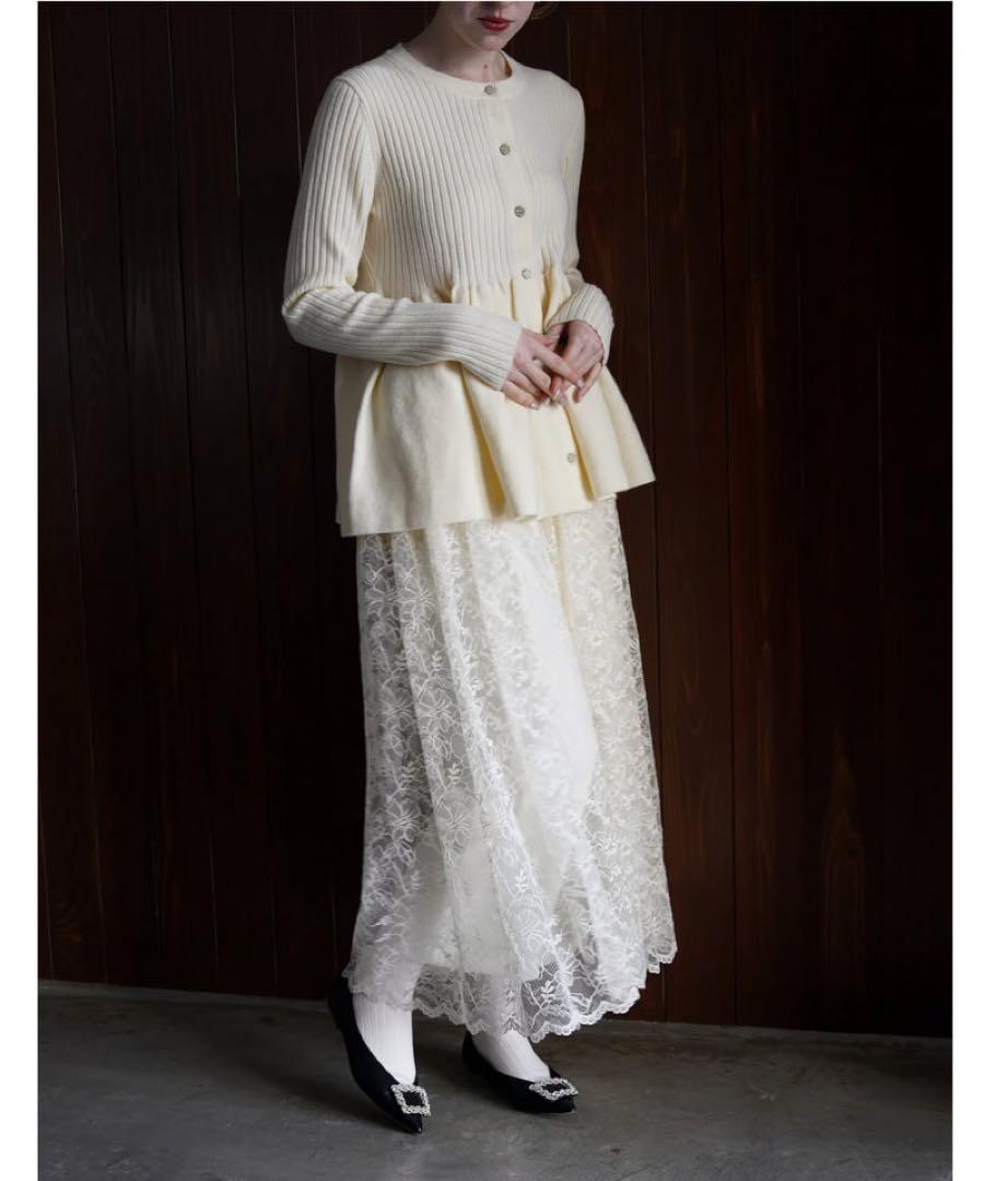 Acka lace layered skirt size 2, with tags.