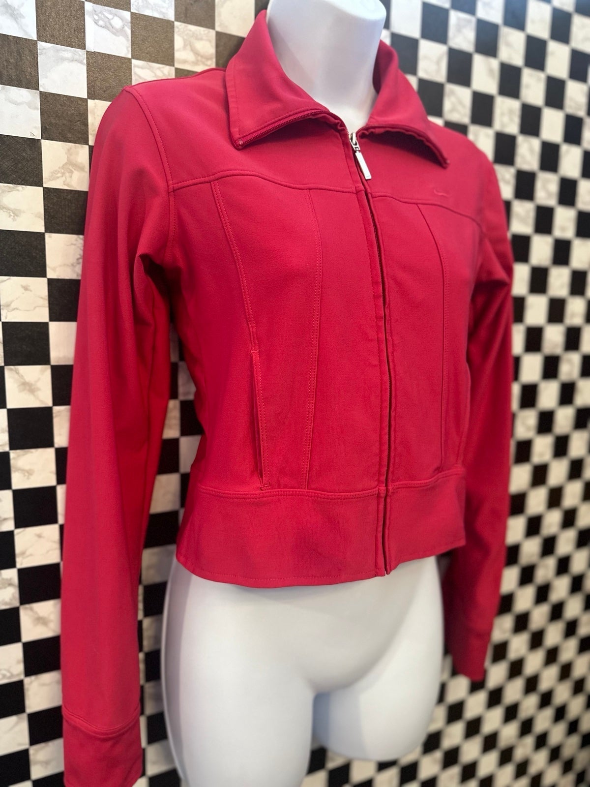 NEW NIKE Women's Running Dri-FIT Fitted Jacket. Size XS RETAILS 138