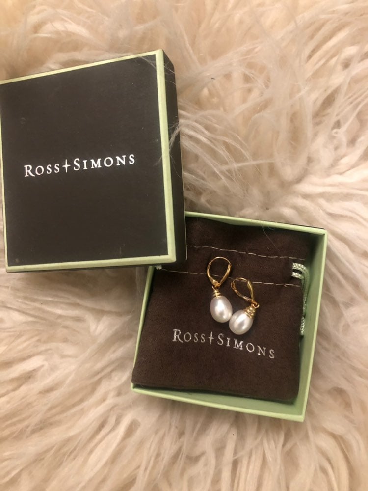 pearl earrings