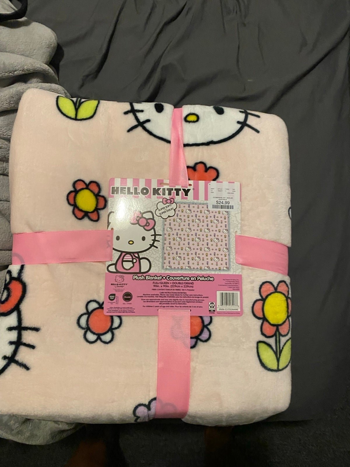Hello Kitty spring blanket queen