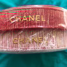 2 Chanel gift holly day ribbon .