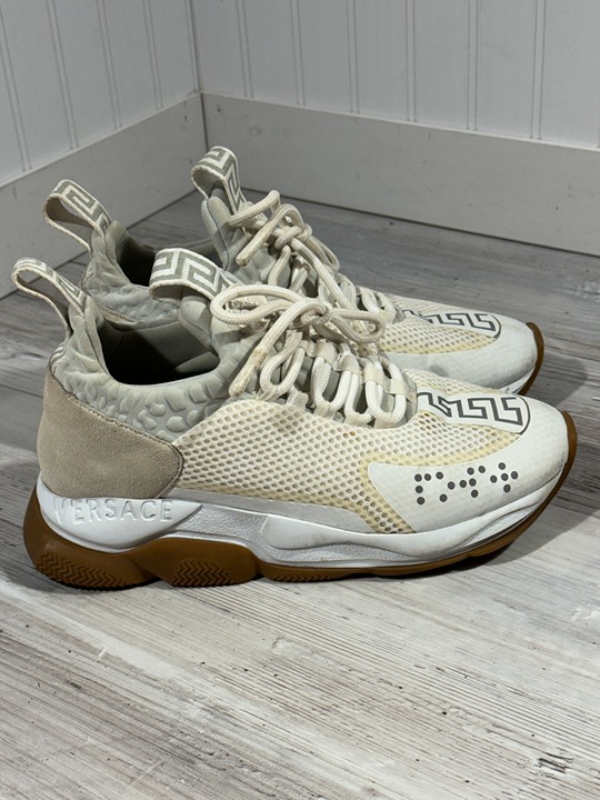 Versace Chain Reaction Suede Cross Chain White Silver Sneakers Sz 39 US 8.5