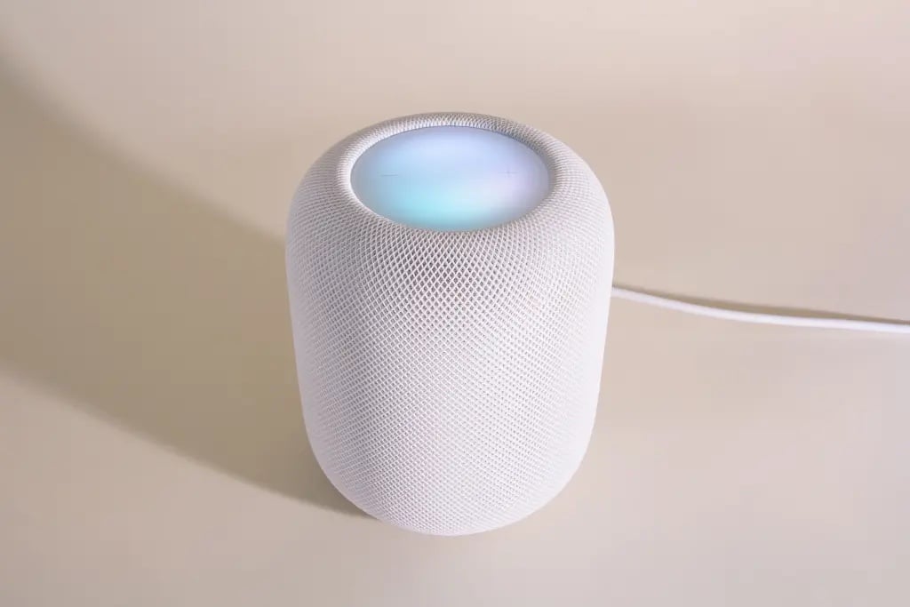 Apple - HomePod (2nd Generation) Smart Speaker with Siri - White