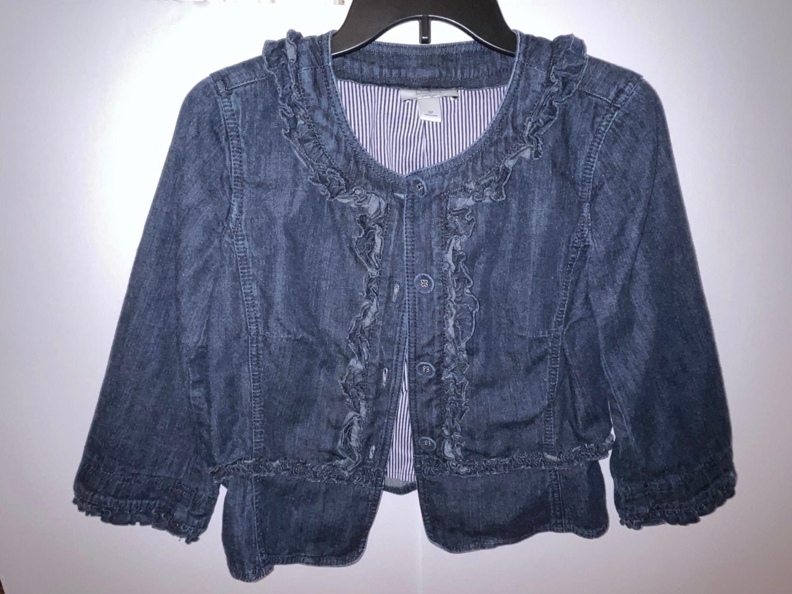 Women’s Ann Taylor LOFT Petites 8P Jean Jacket