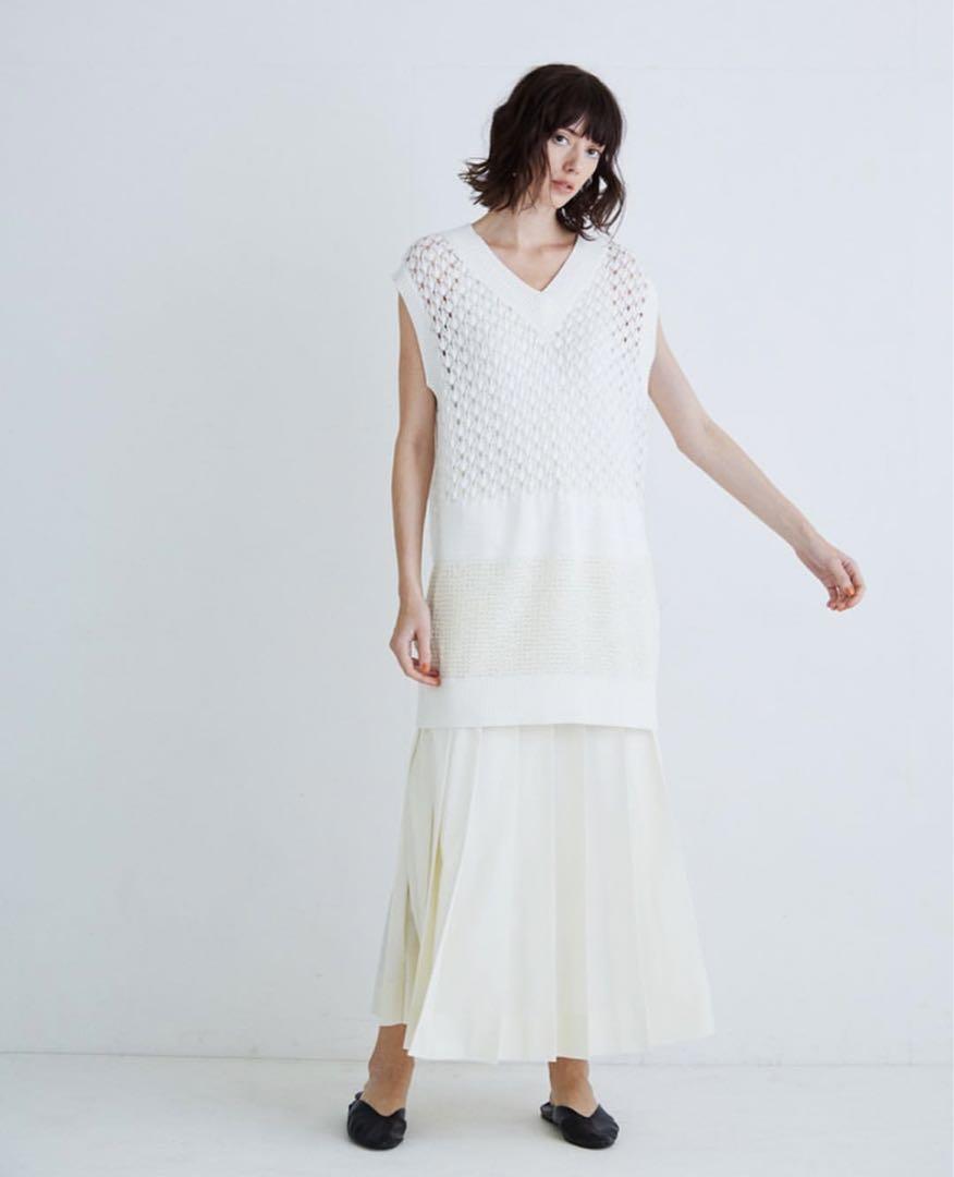 JILKY V-neck Crochet Knit Vest White