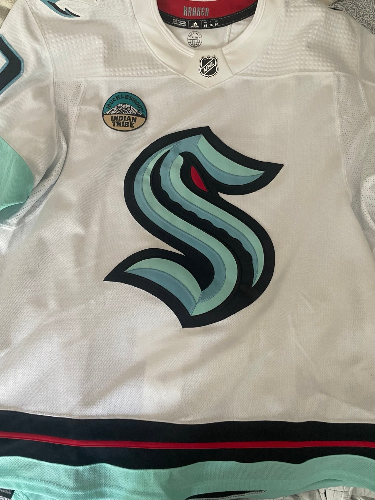 GAME WORN Seattle Kraken Marty Beniers NHL Jersey.