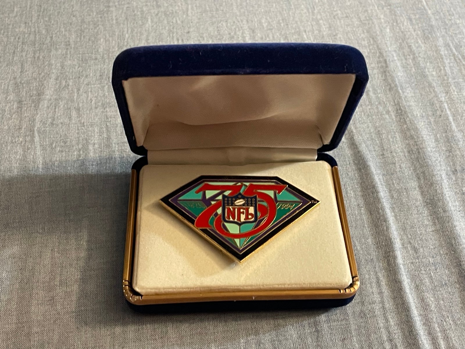 NFL 75th Anniversary Pin 1920-1994 (NFL, 1994)