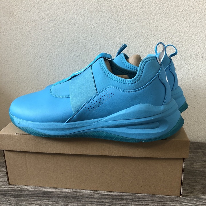 Clove Electric Neon Blue Men’s Size 11 Nurse Shoes Nursing Sneakers