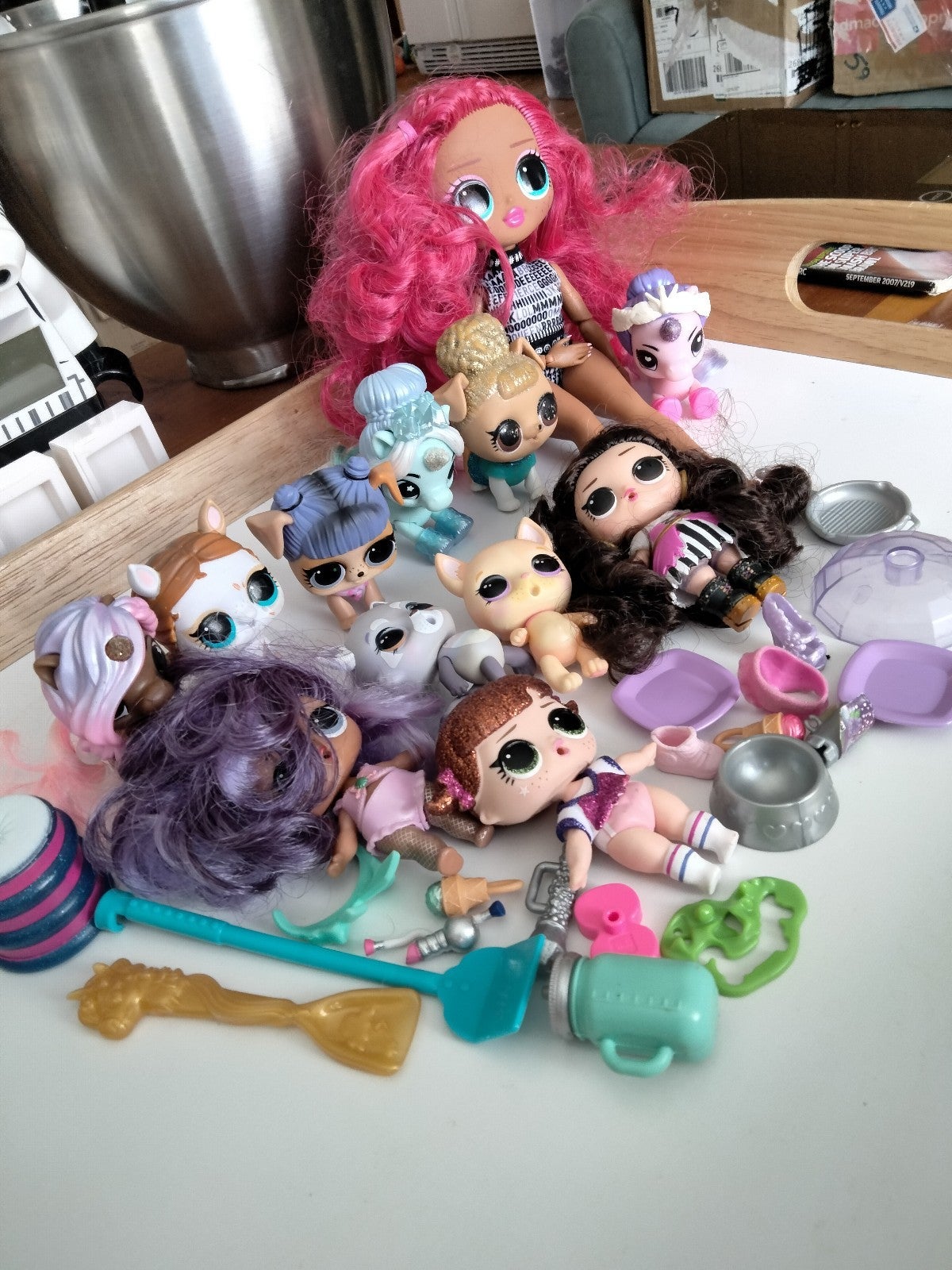 LOL Surprise OMG doll and accessories lot
