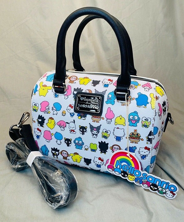 VERY RARE Loungefly loves Sanrio AOP Character Crossbody Purse Bag Satchel HEART