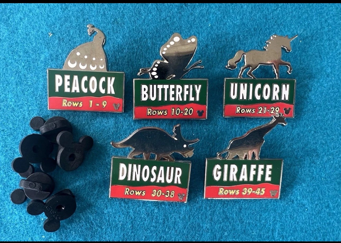 Disney World Cast Lanyard Set Animal Kingdom Parking Lot Signs Series 3 Pin Pins