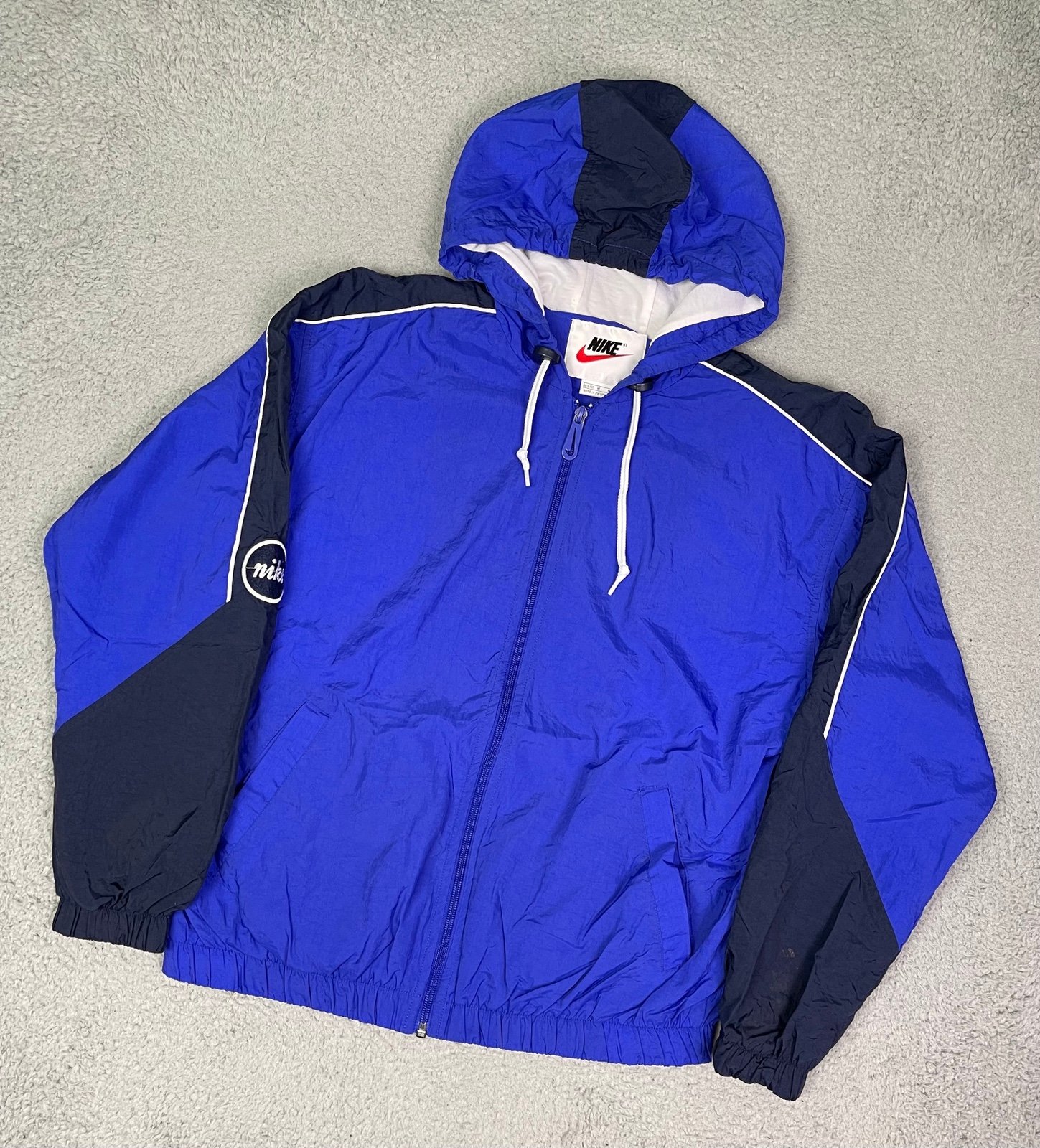 Vintage 90s Nike windbreaker