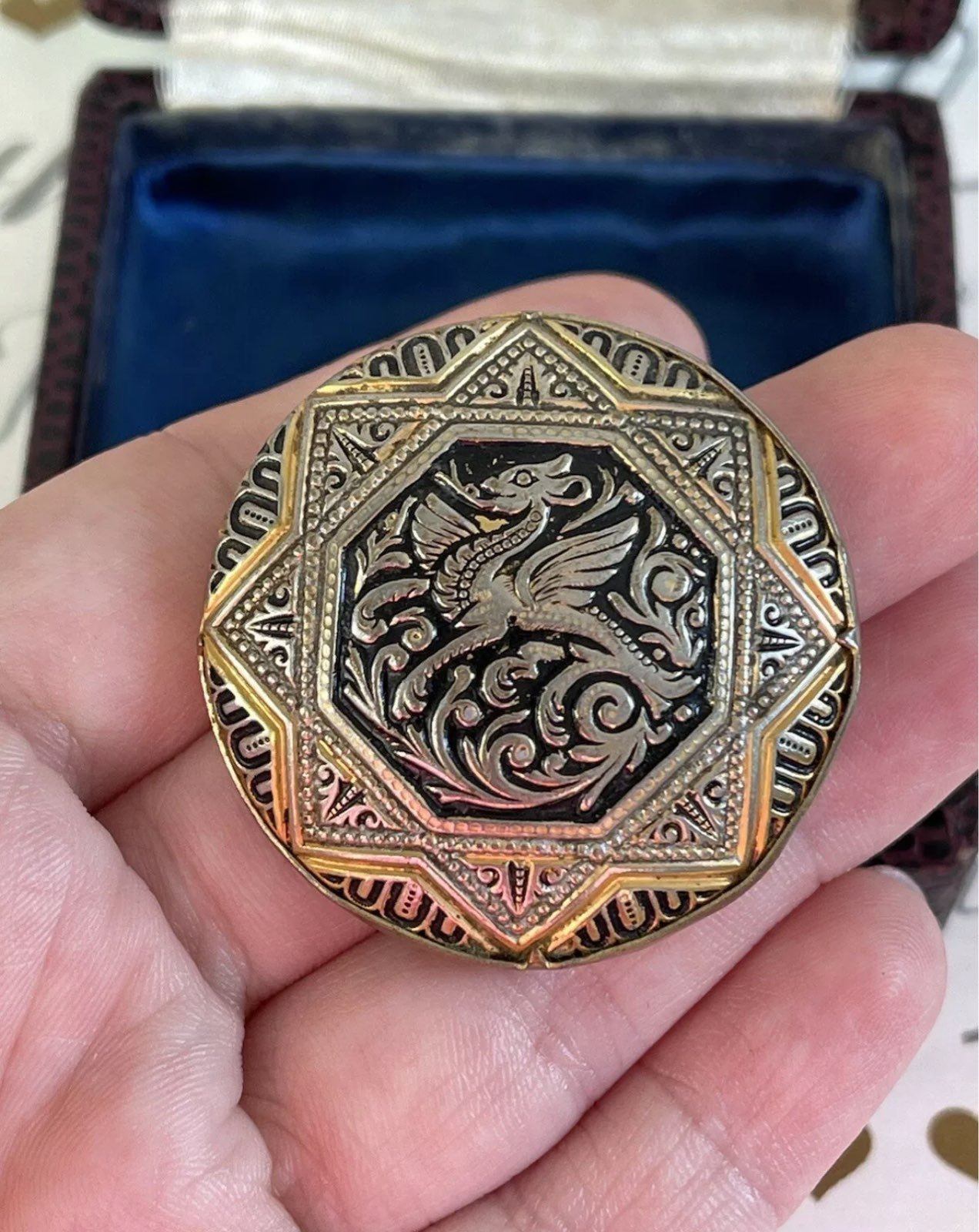 Vintage brooch Dragon Round Gold Tone