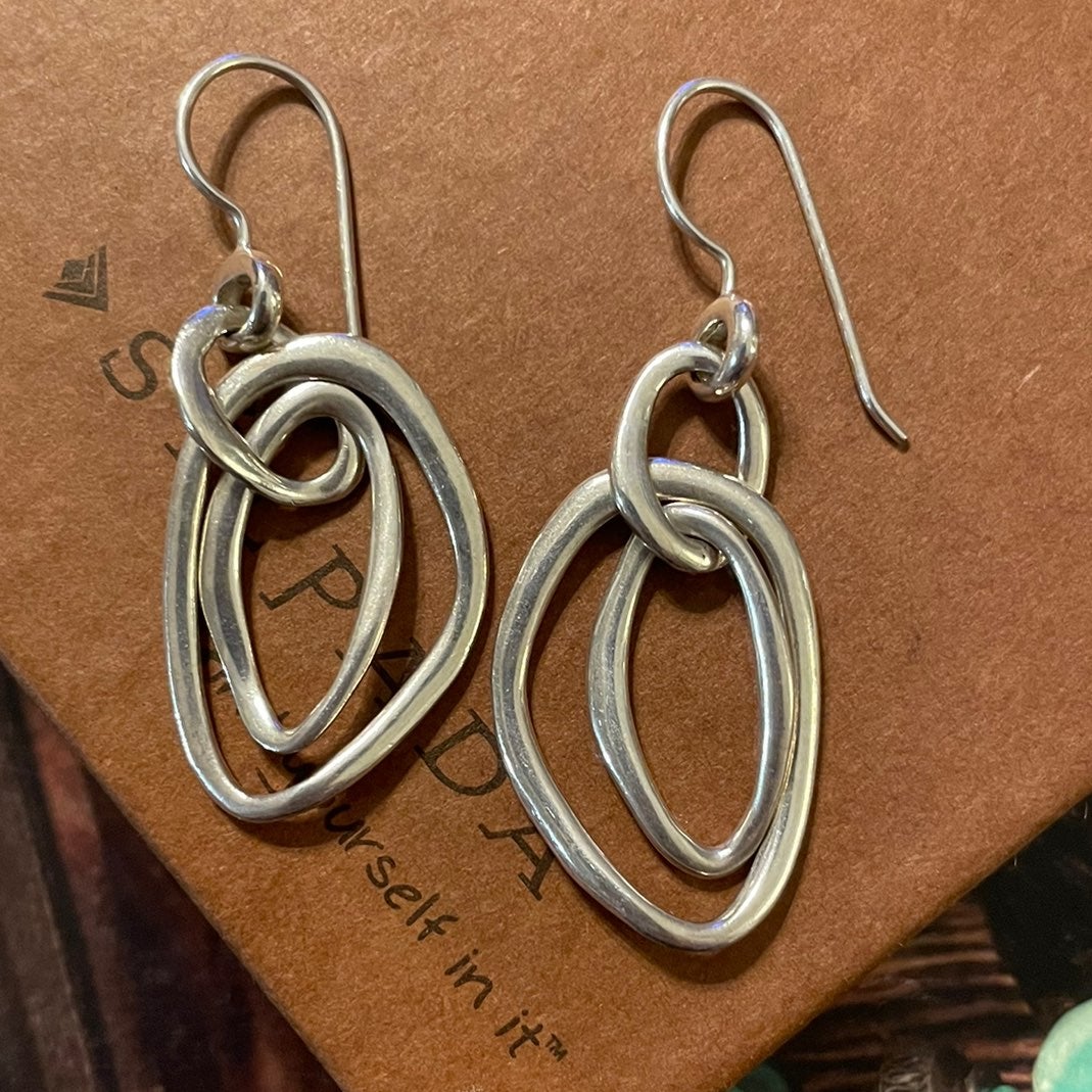 Silpada W1487 Sterling Silver Modernist Intertwined Oval Earrings