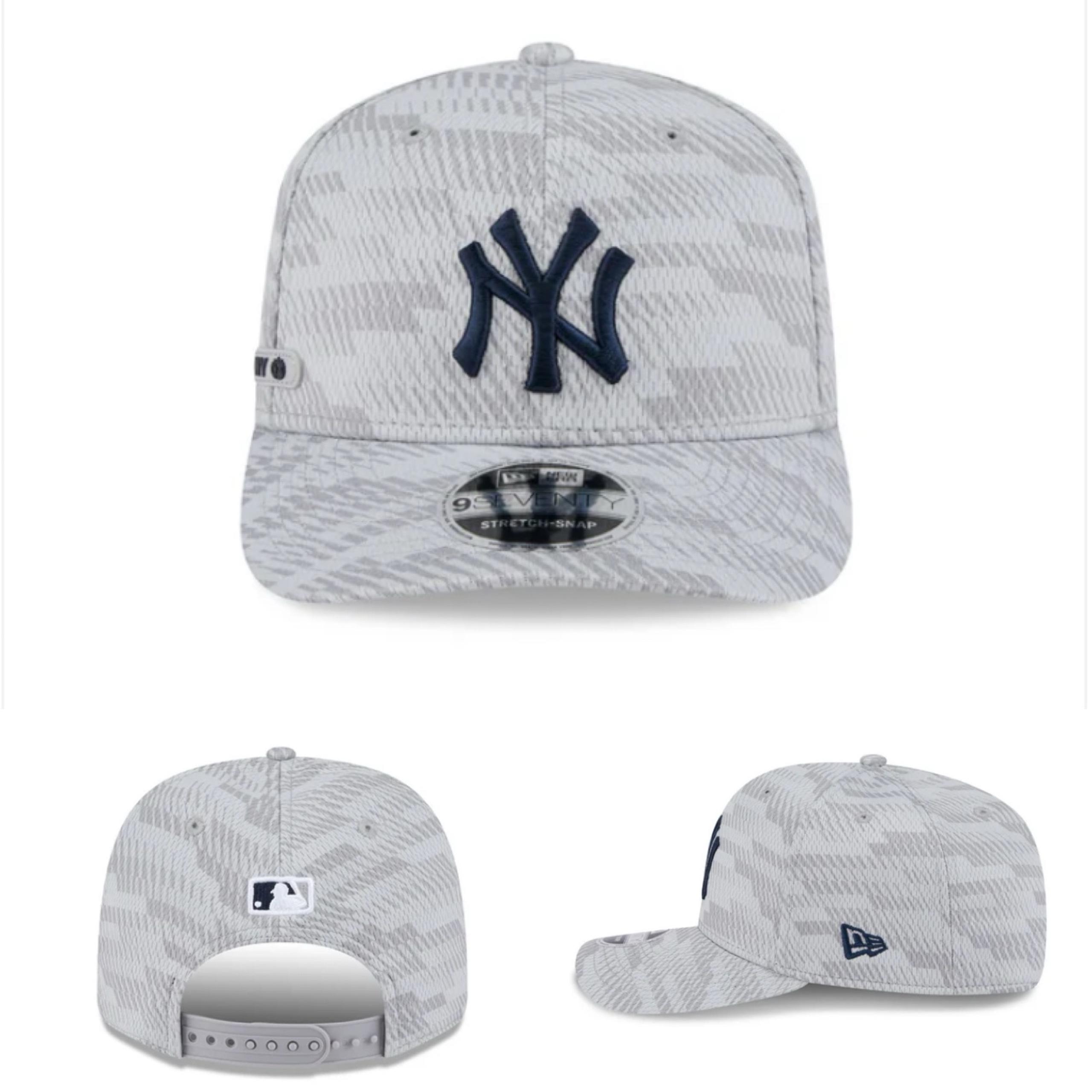 NY Yankees 2025 Clubhouse Stretch 9SEVENTY Adjustable New Era Hat - Grey