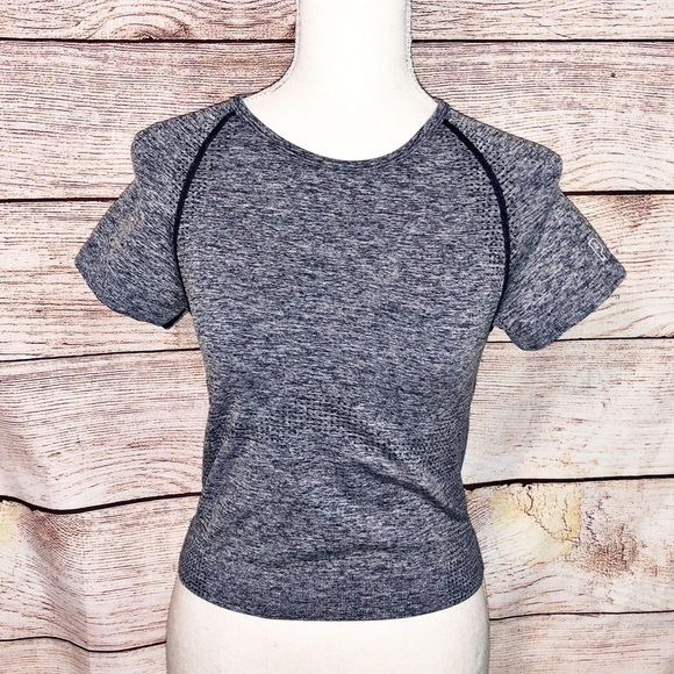 Pink Active Heathered Blue Short Sleeved Cropped Top Size M