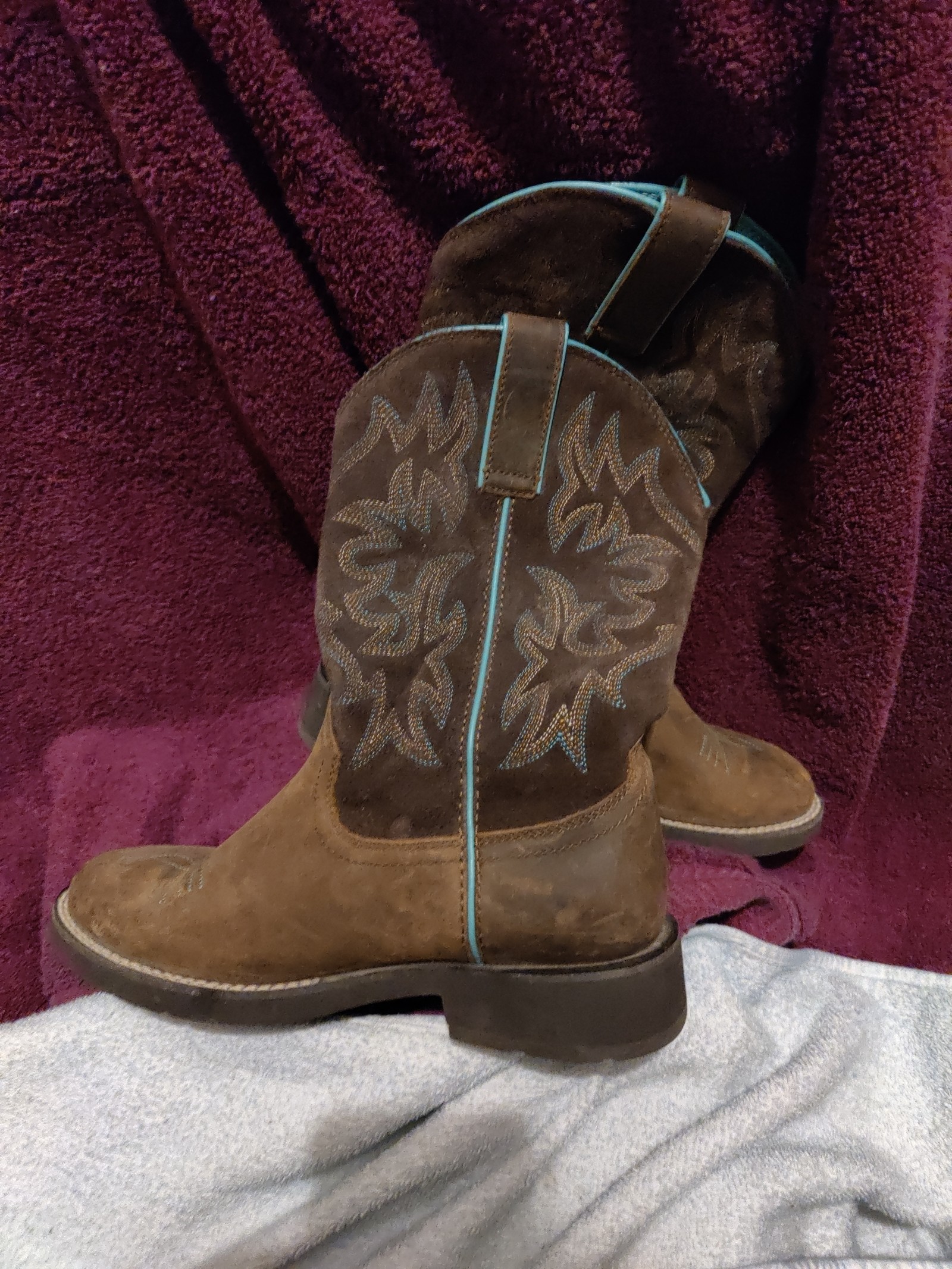 Women's Ariat Boots Size 7.5